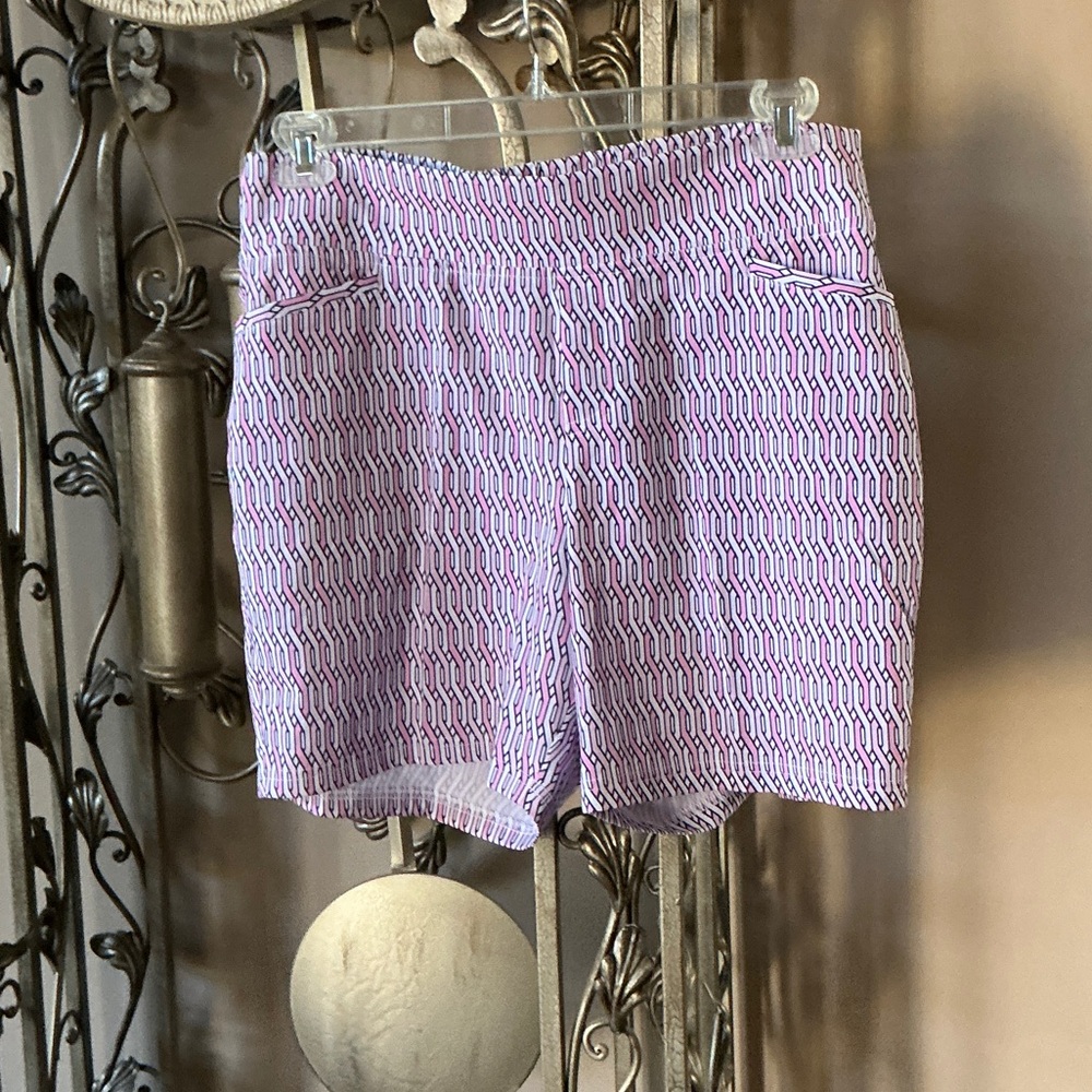 Chic Women's Geometric Shorts - Purple and White